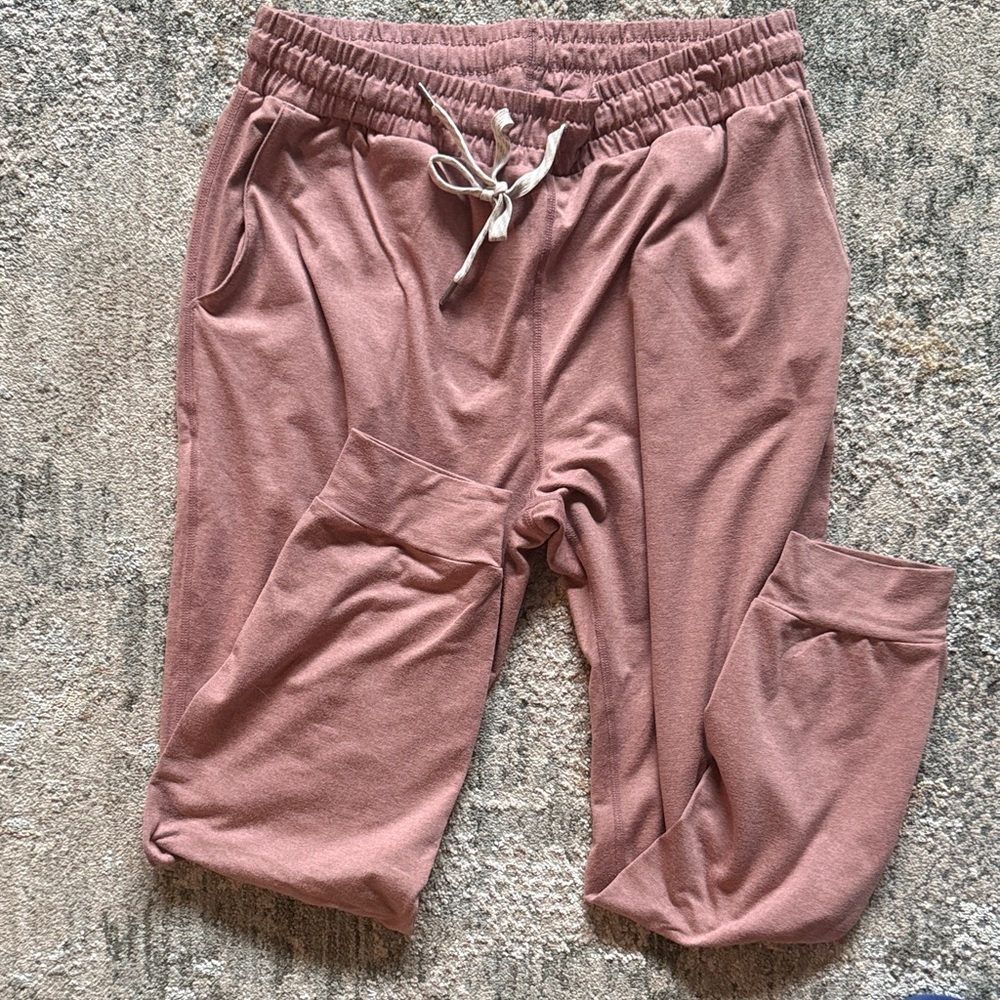 Vuori Women’s Jogger Pants - Pink